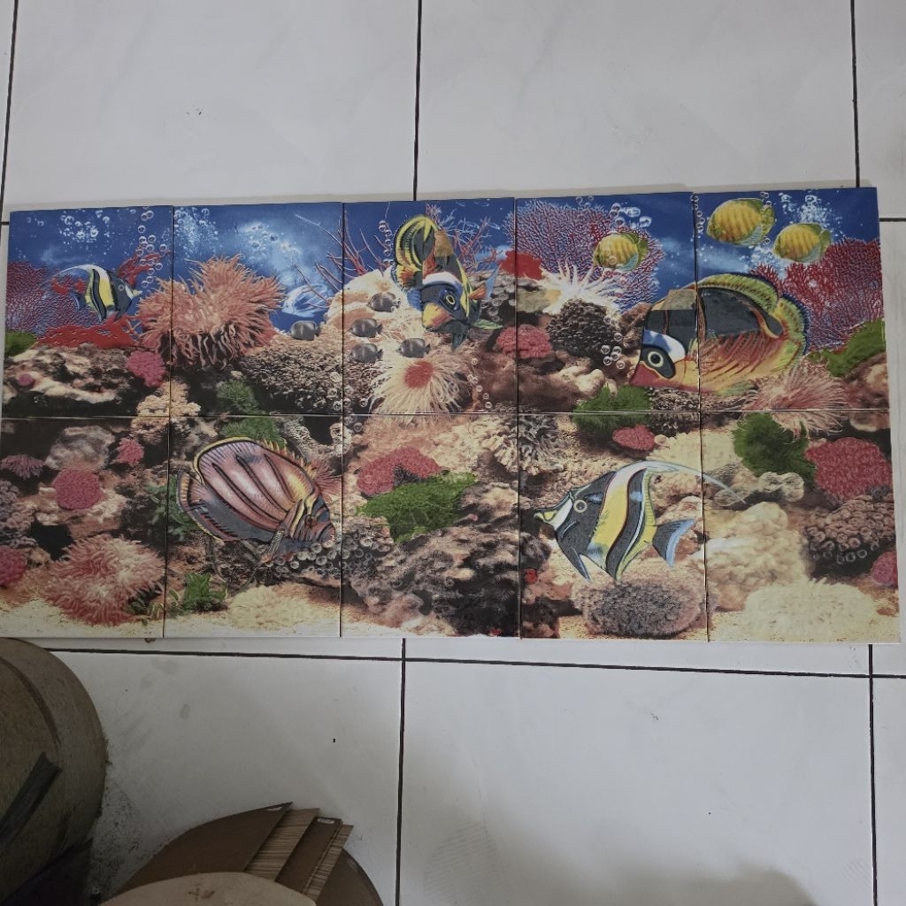 keramik panel dinding ikan karang di dasar laut