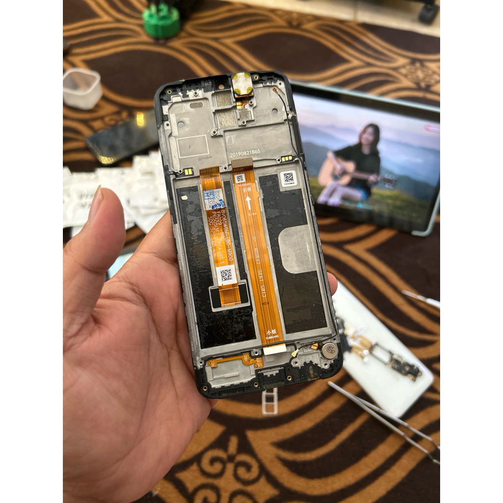 BEZEL / TATAKAN LCD OPPO A5 2020 ORIGINAL COPOTAN