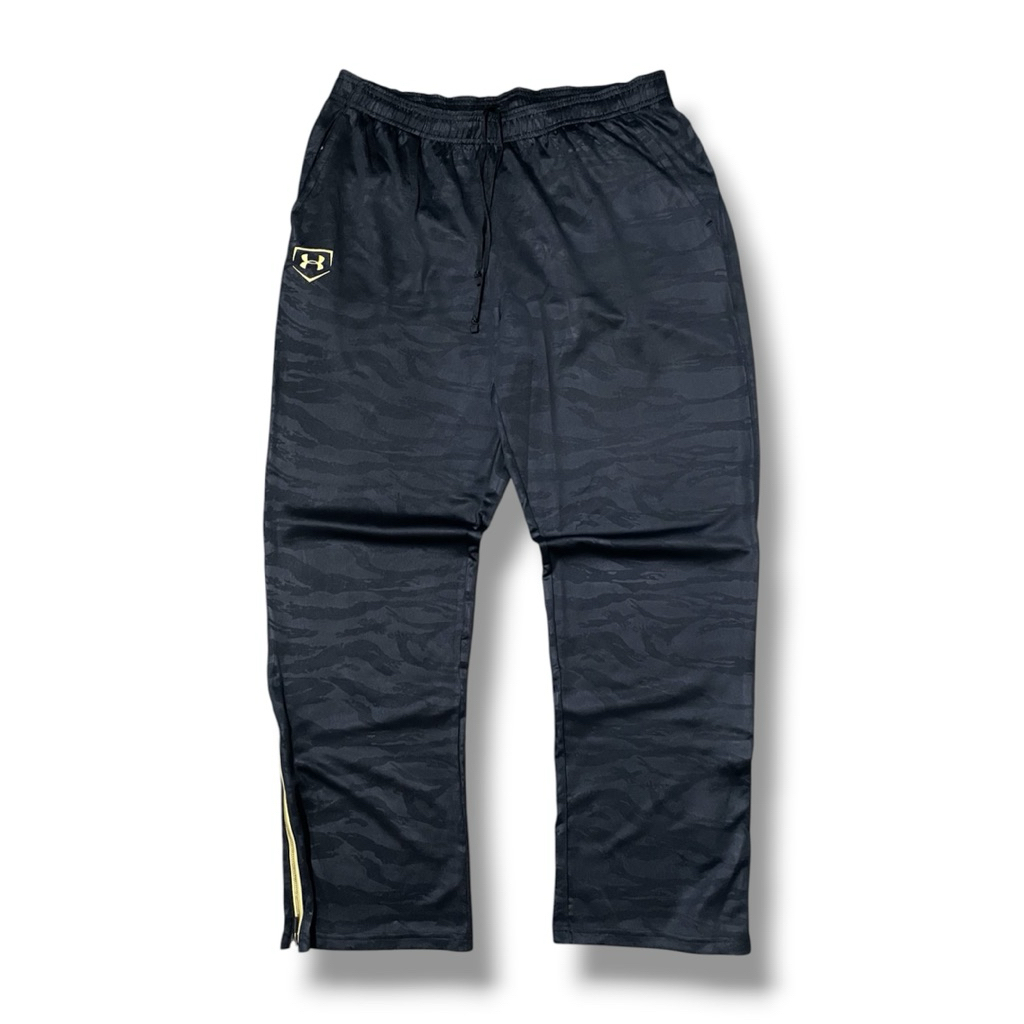 Celana Panjang Long Pants Track Pants Under Armour Olahraga Bekas