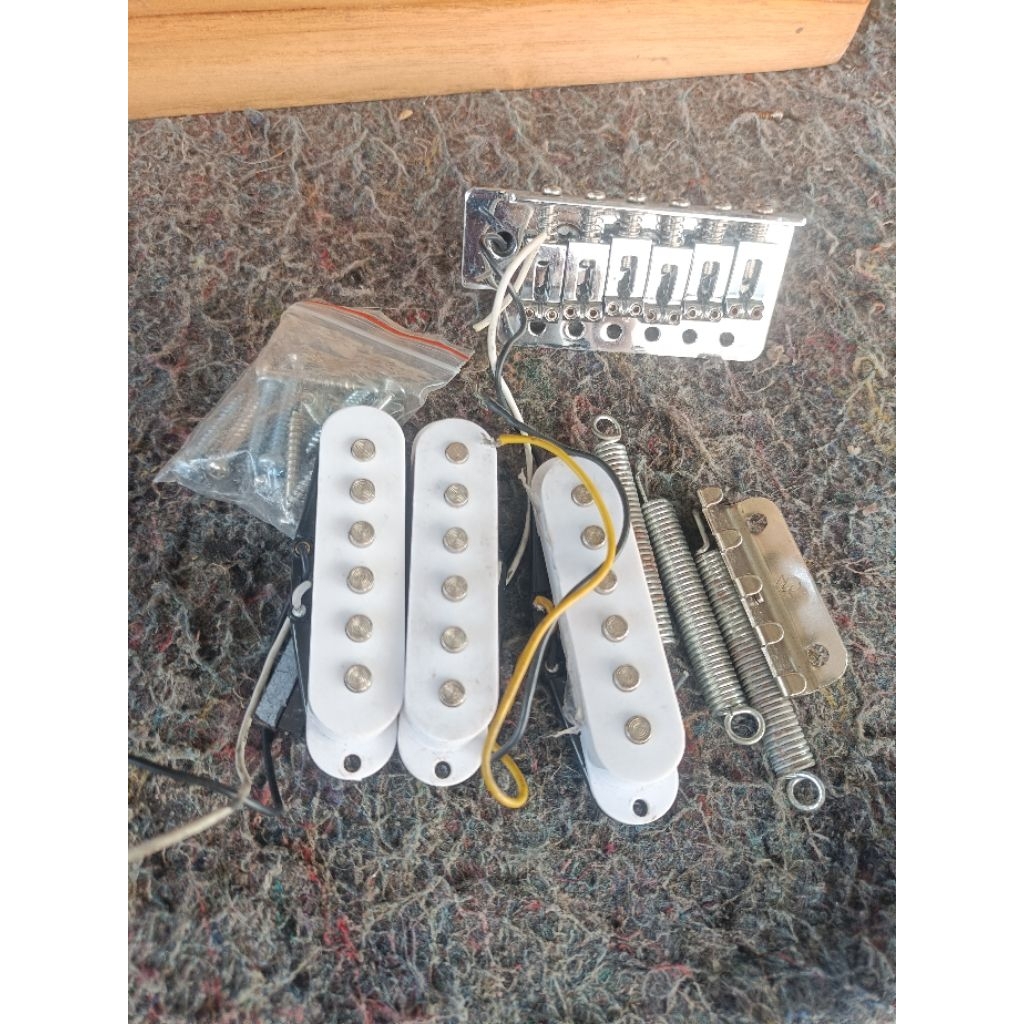 pickup dan bridge gitar stratocaster