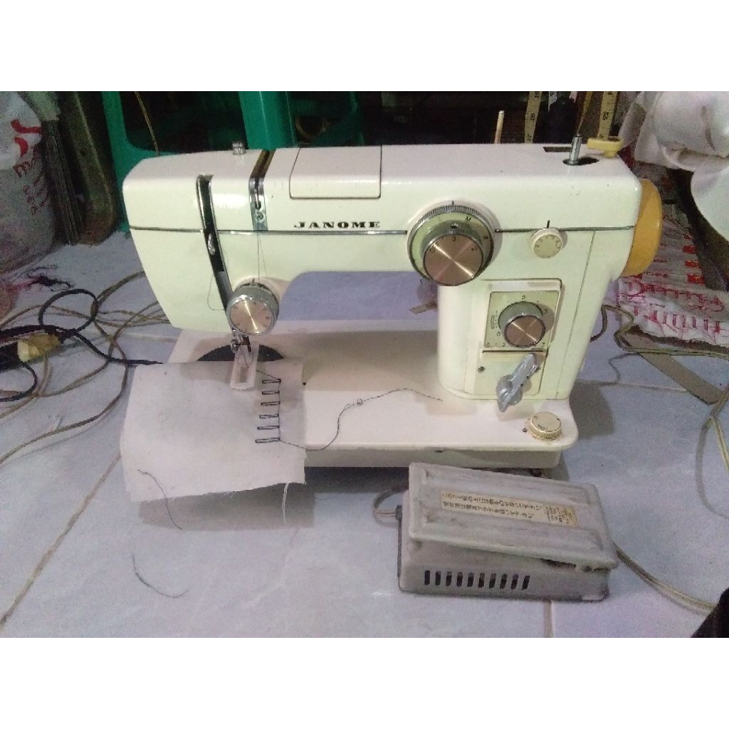 mesin jahit janome lubang kancing,