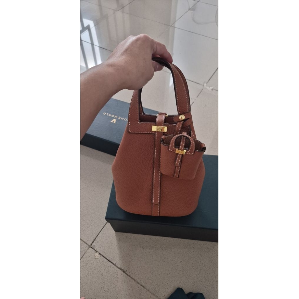preloved vone world tan