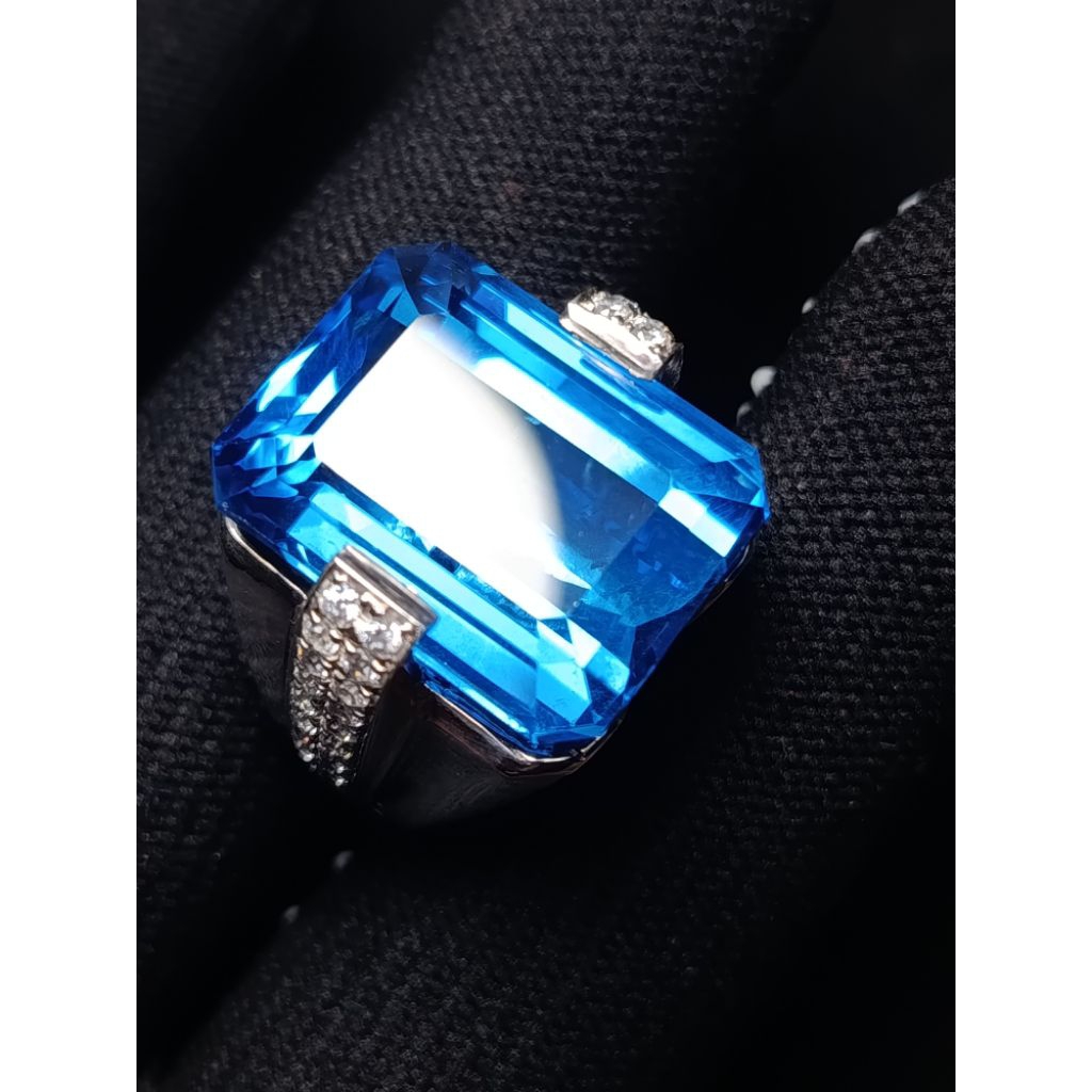 natural elektrik blue topaz big size