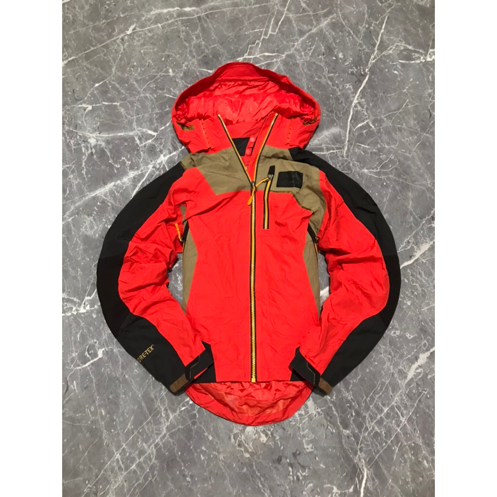 Jaket Outdoor Eider Goretex Gorpcore
