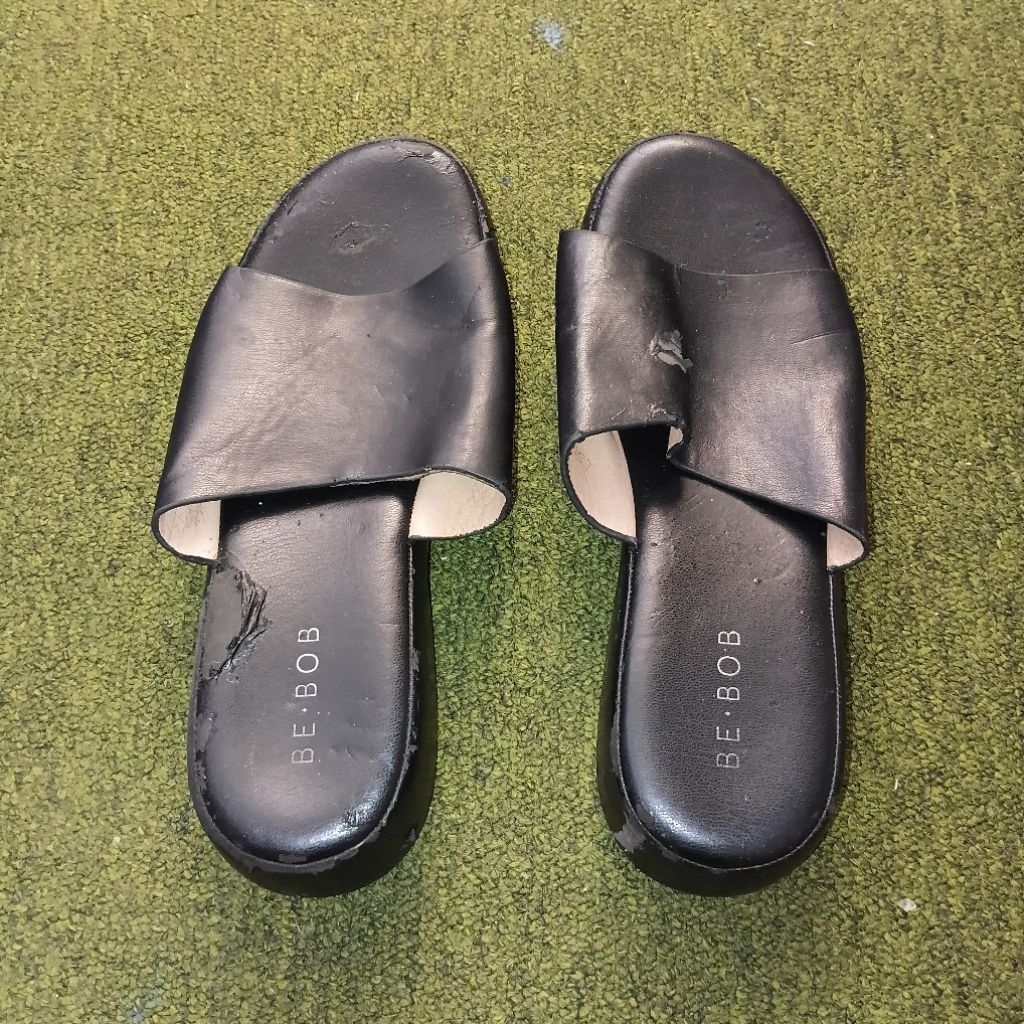AQL Sandal Sepatu Wedges Hitam Be Bob Ukuran 36