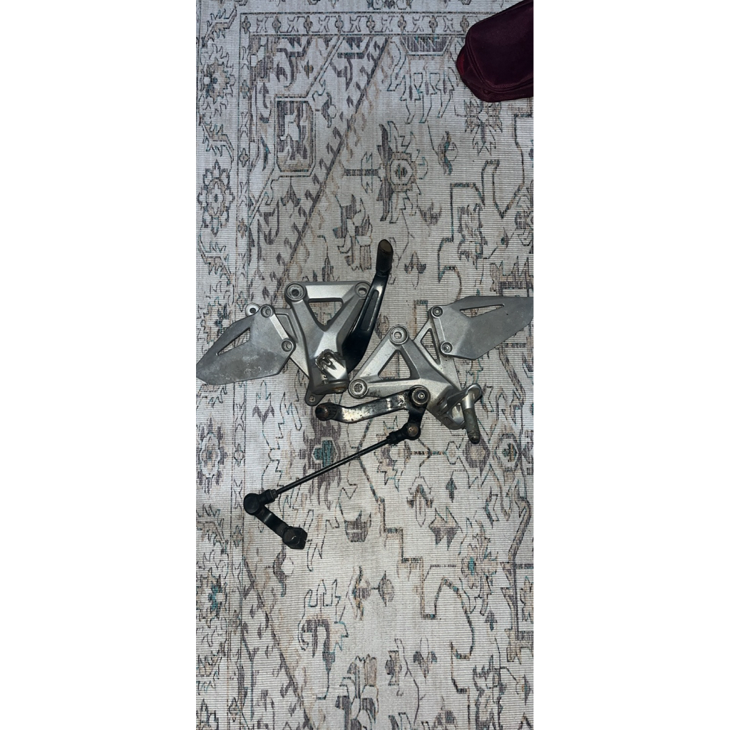 step depan cbr250rr old
