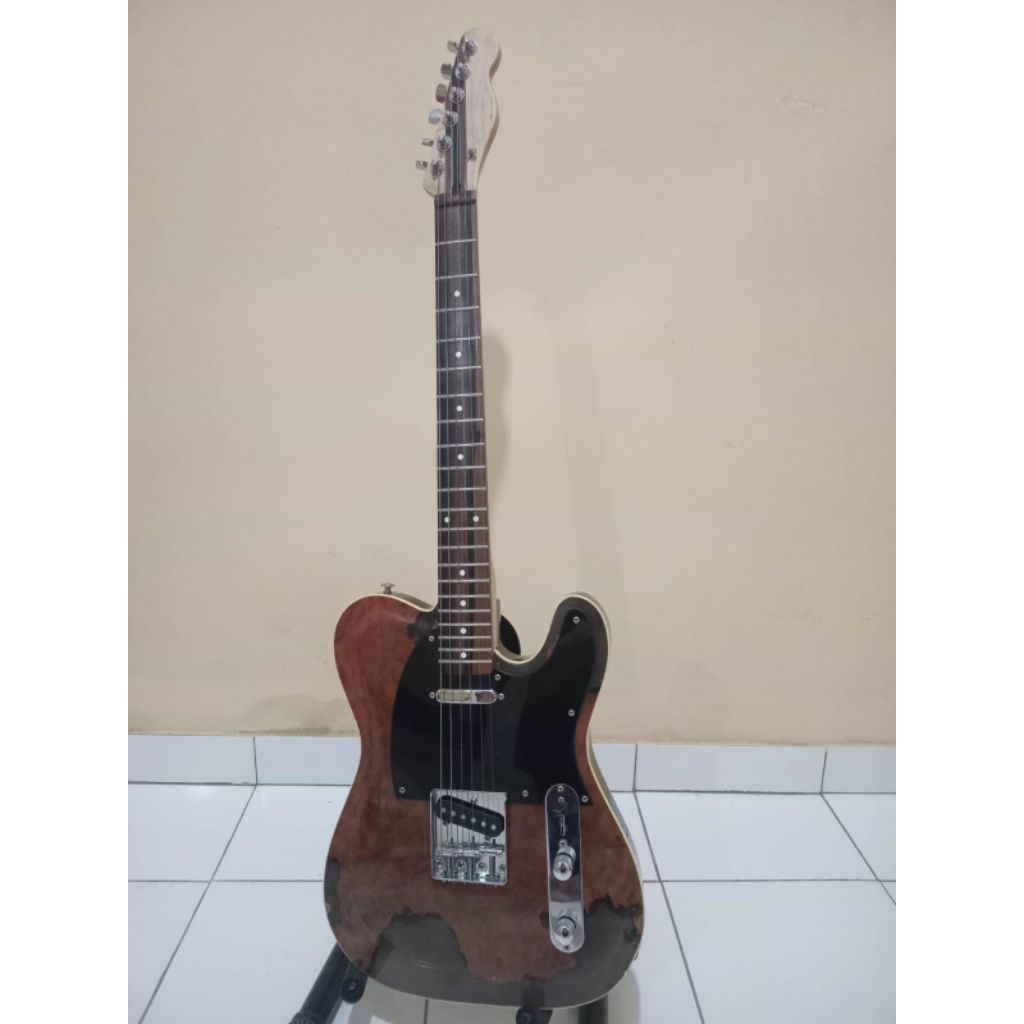 Telecaster Custom base on Squire
