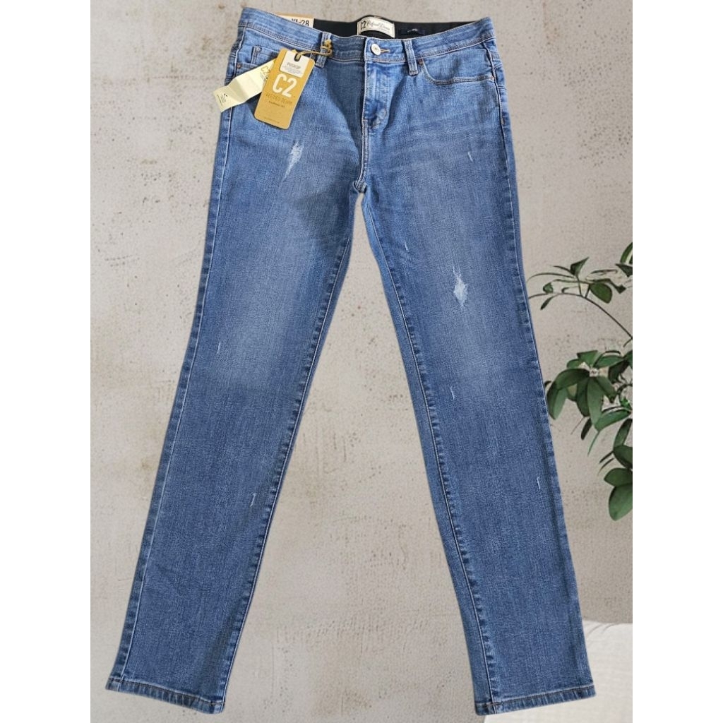 C2 OUTFITTERS Varlow Light  Blue Jeans  Push Up wanita Skinny destroy (price tag 659.900)