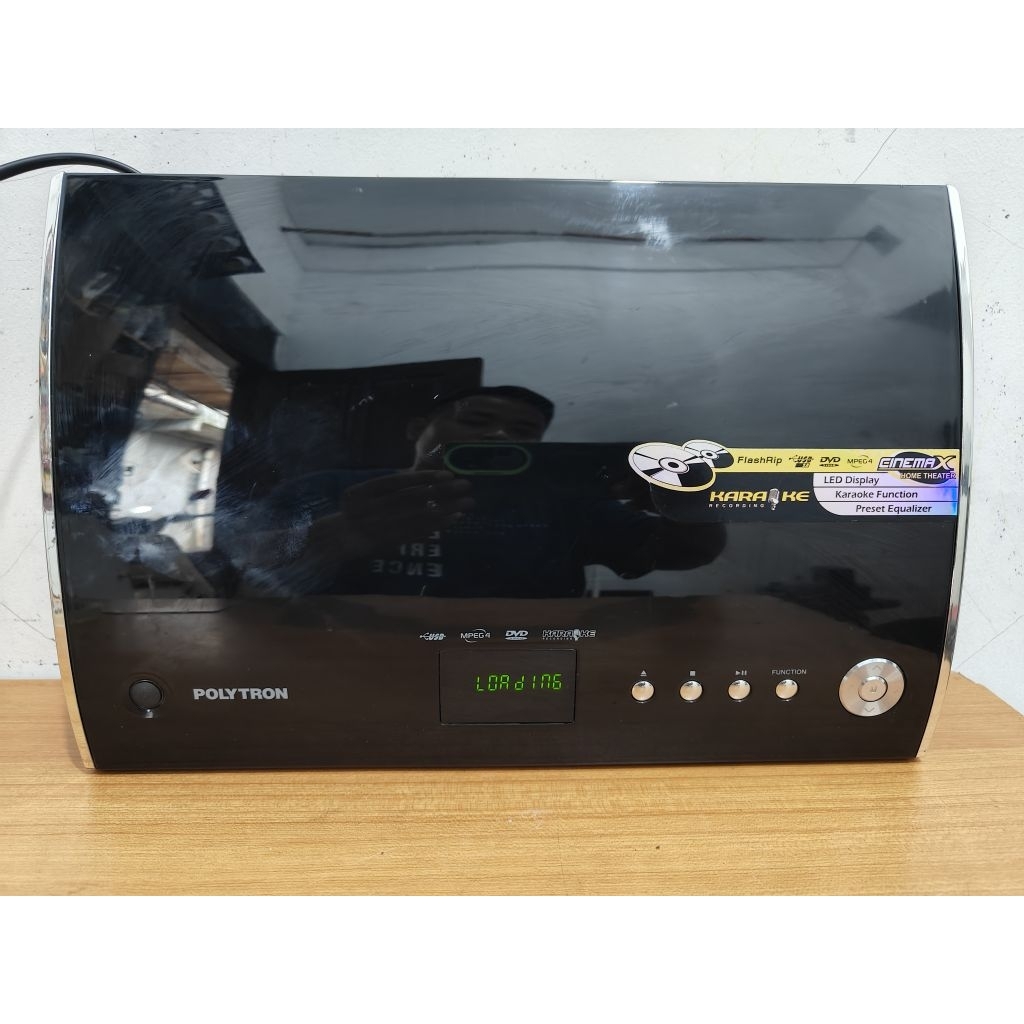 DVD home theater Polytron PHT 138C