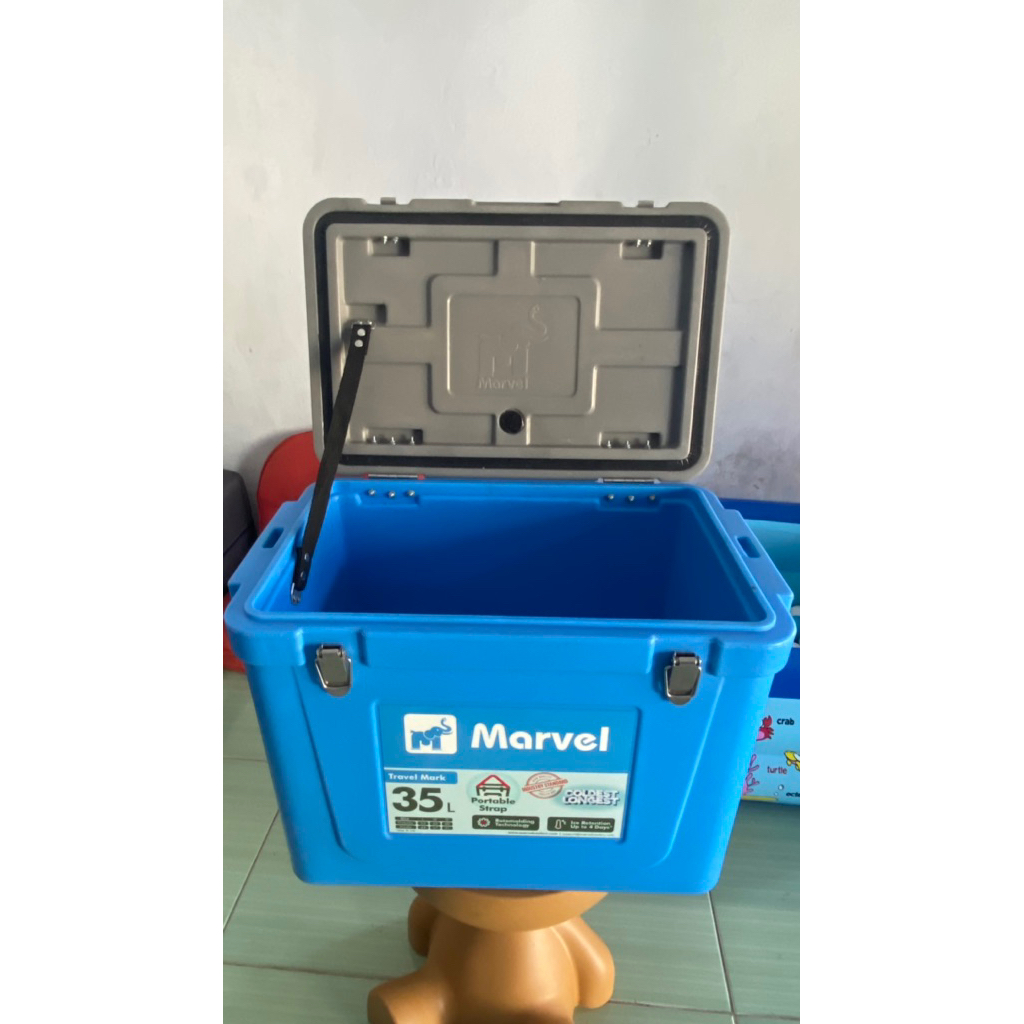 (preloved) cooler box marv*el bekas box es batu 35L BACA DESKRIPSI