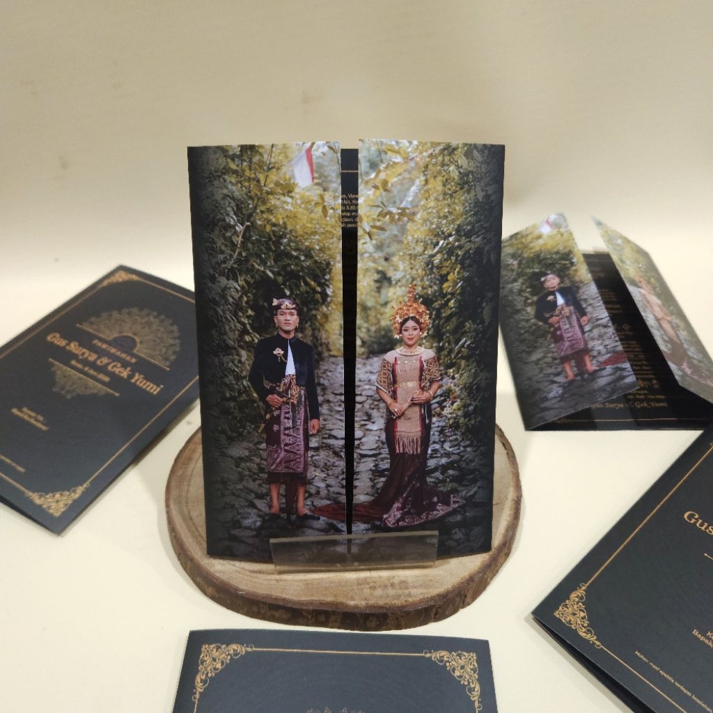 Undangan softcover lipat 3