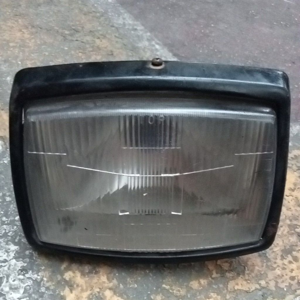 Lampu Depan Set Motor Suzuki RC 100 Bravo, KGD
