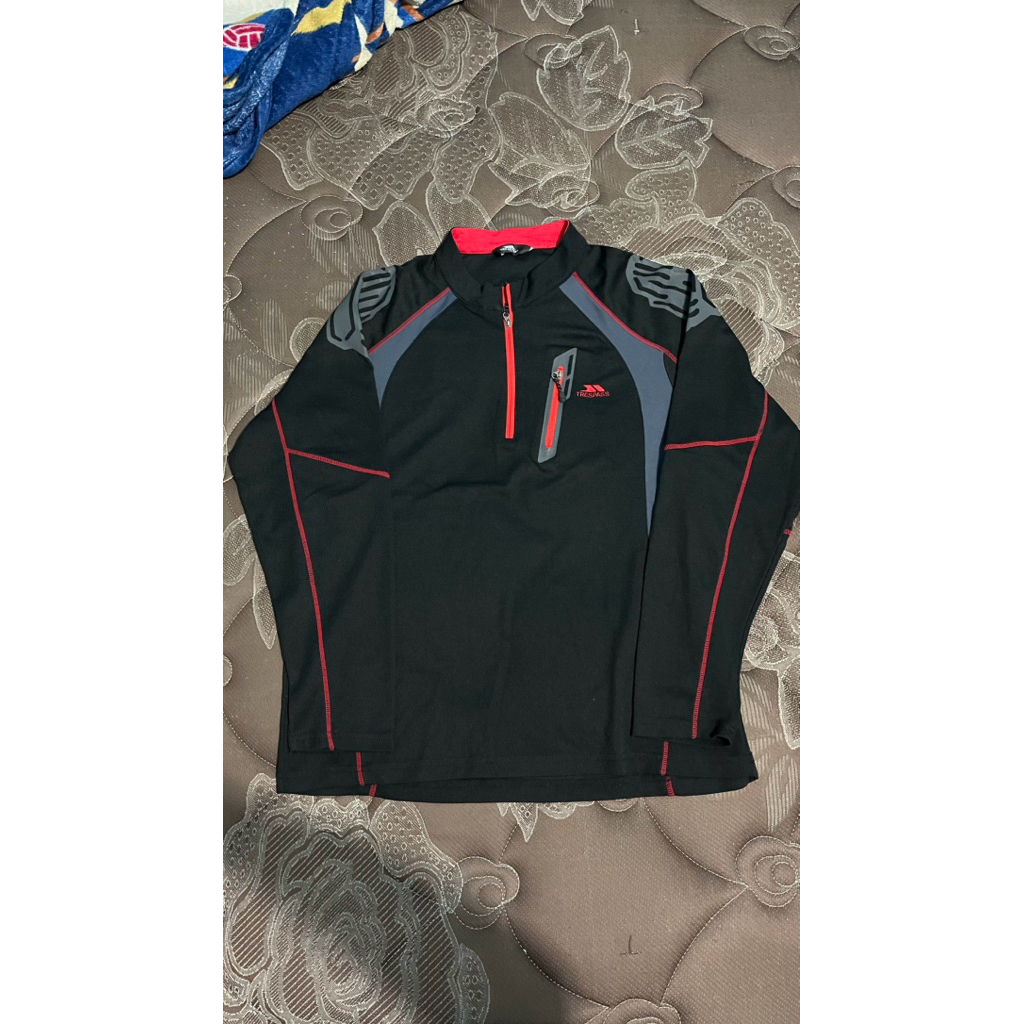 baselayer outdoor