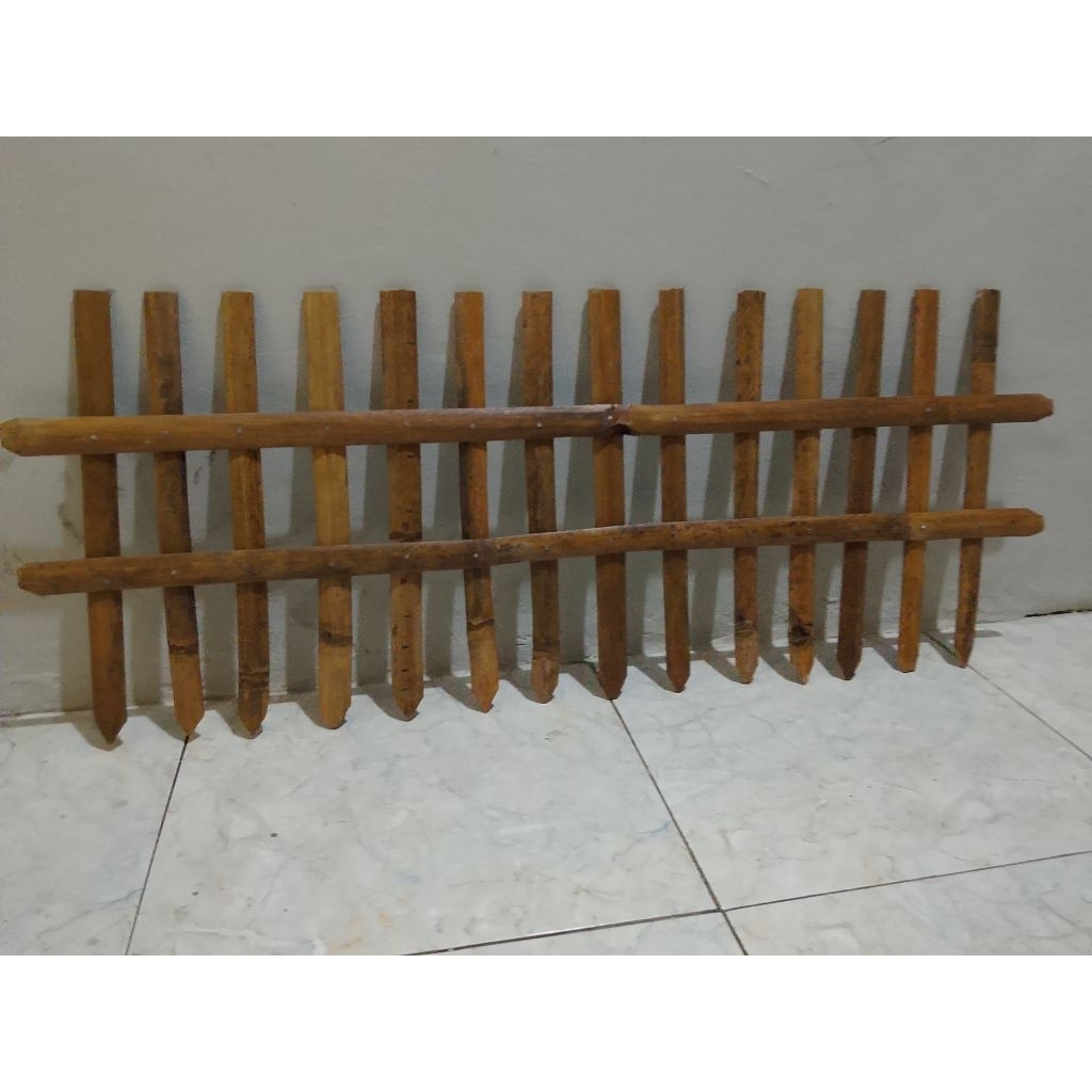 pagar bambu d pernis