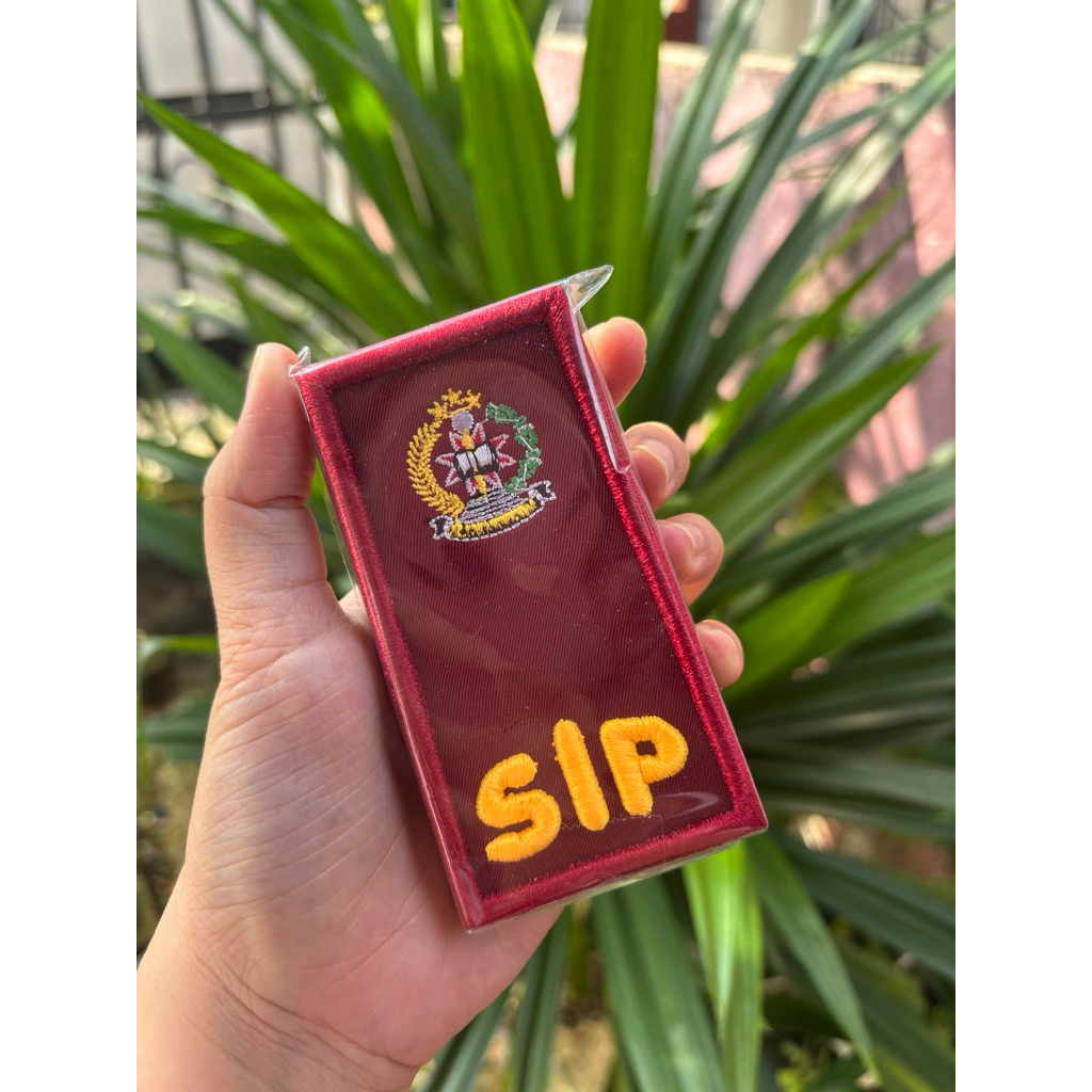 sepasang pangkat PDH SIP siswa setukpa polri