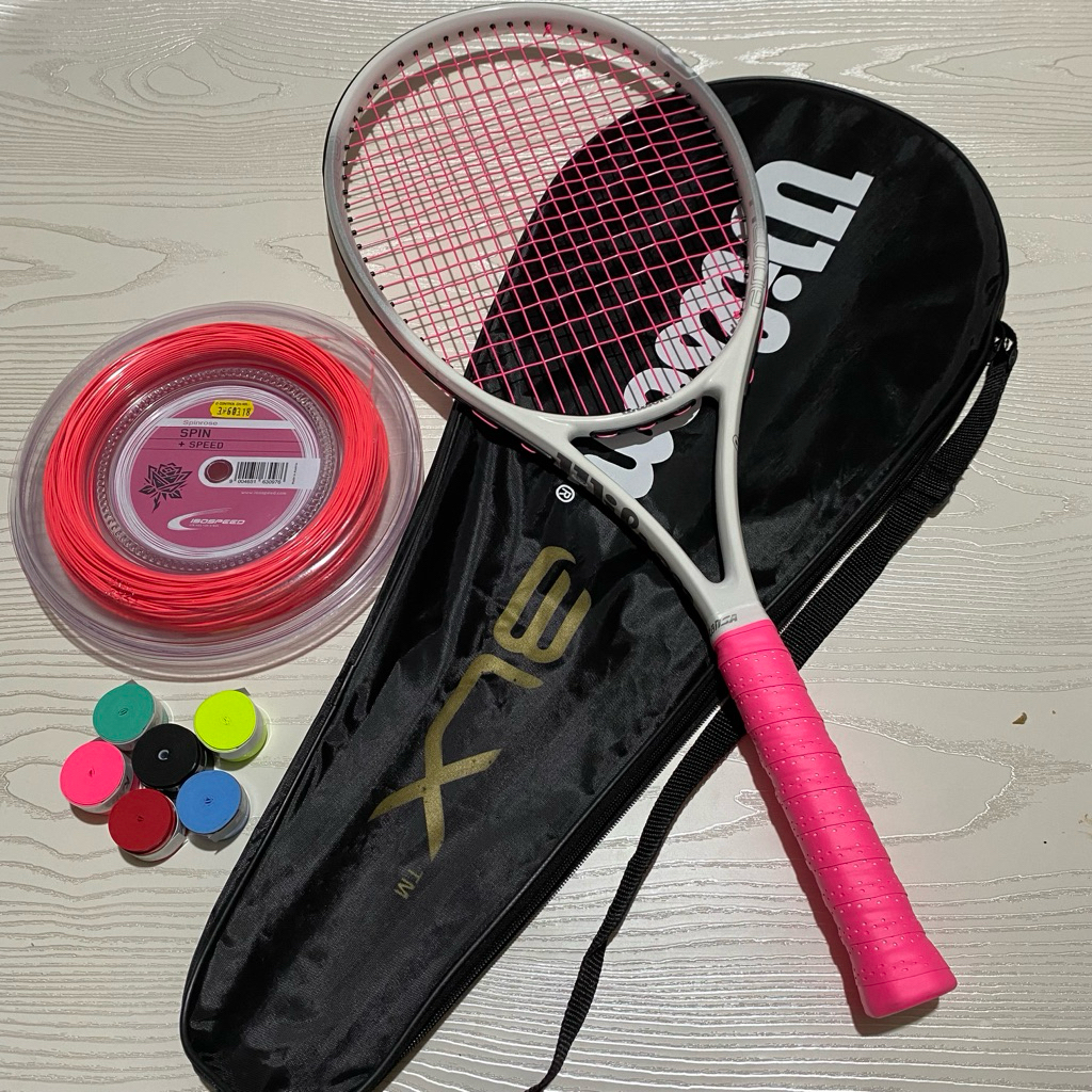 Wilson Raket Tenis Ncode pink Fair Lady 283gram Cocok untuk Pemula dengan Free Grip dan Tas Hitam
