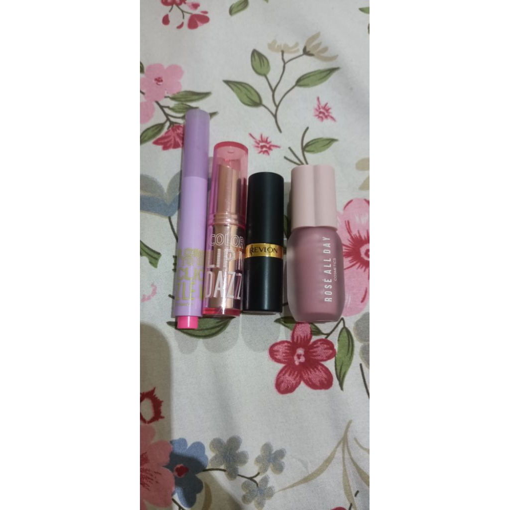 Revlon Super Lustrous Lipstick  Dazzle Me Lip Click  Dazzle Me Lip Matte