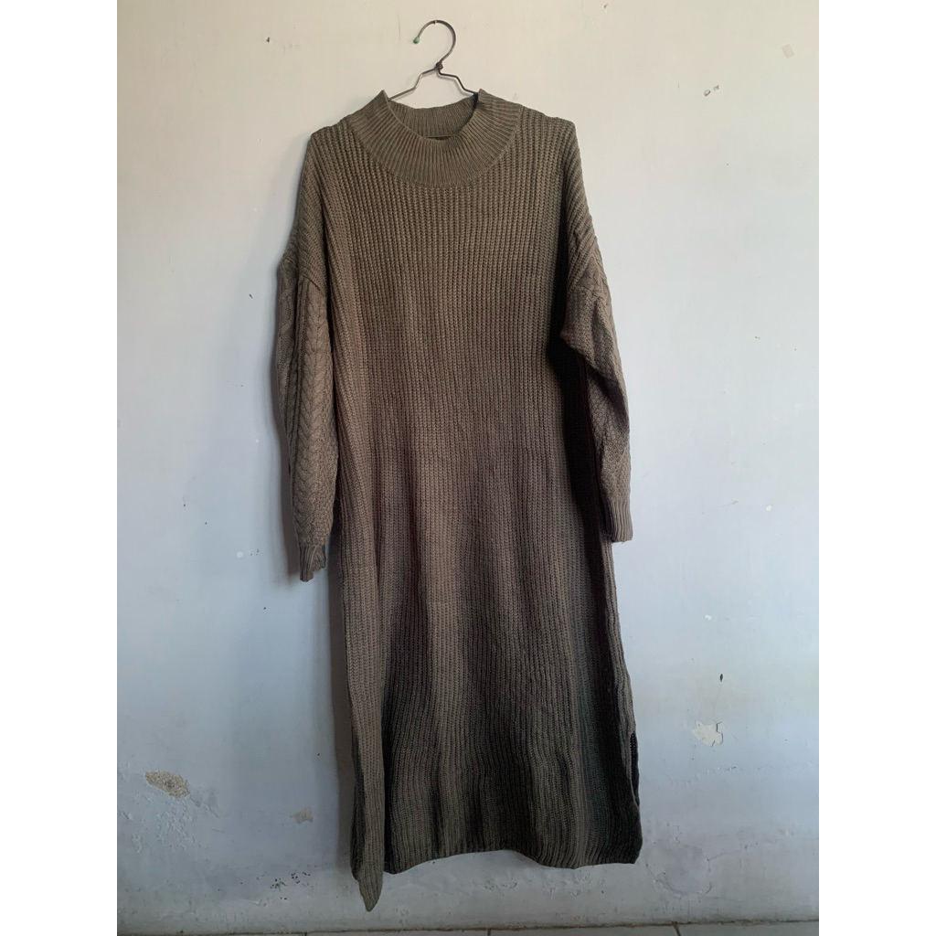 PRELOVED SWEATER TUNIK GLOBAL WORK