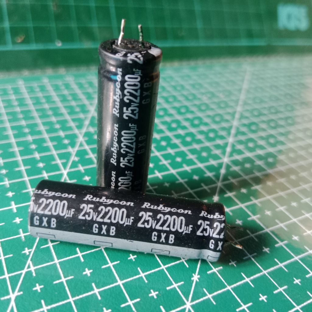 kapasitor rubycon 2200uf - 25v