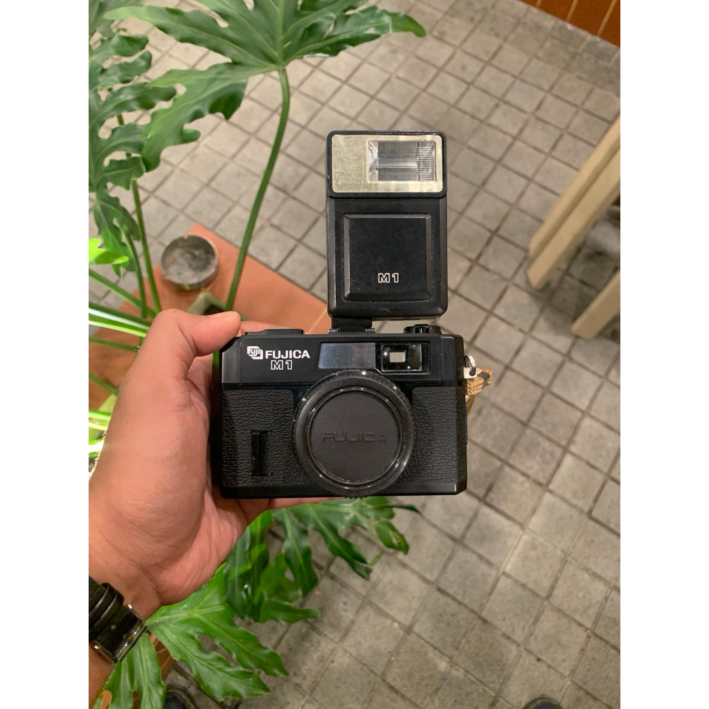 FUJICA M1