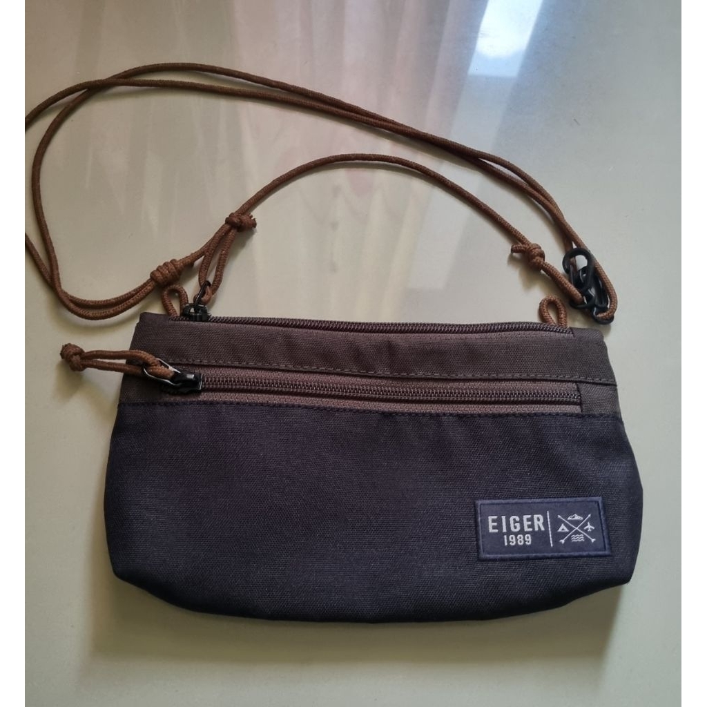 Dompet Tangan / Tas slempang Original Eiger Android dll bisa masuk kond 2nd Bagus