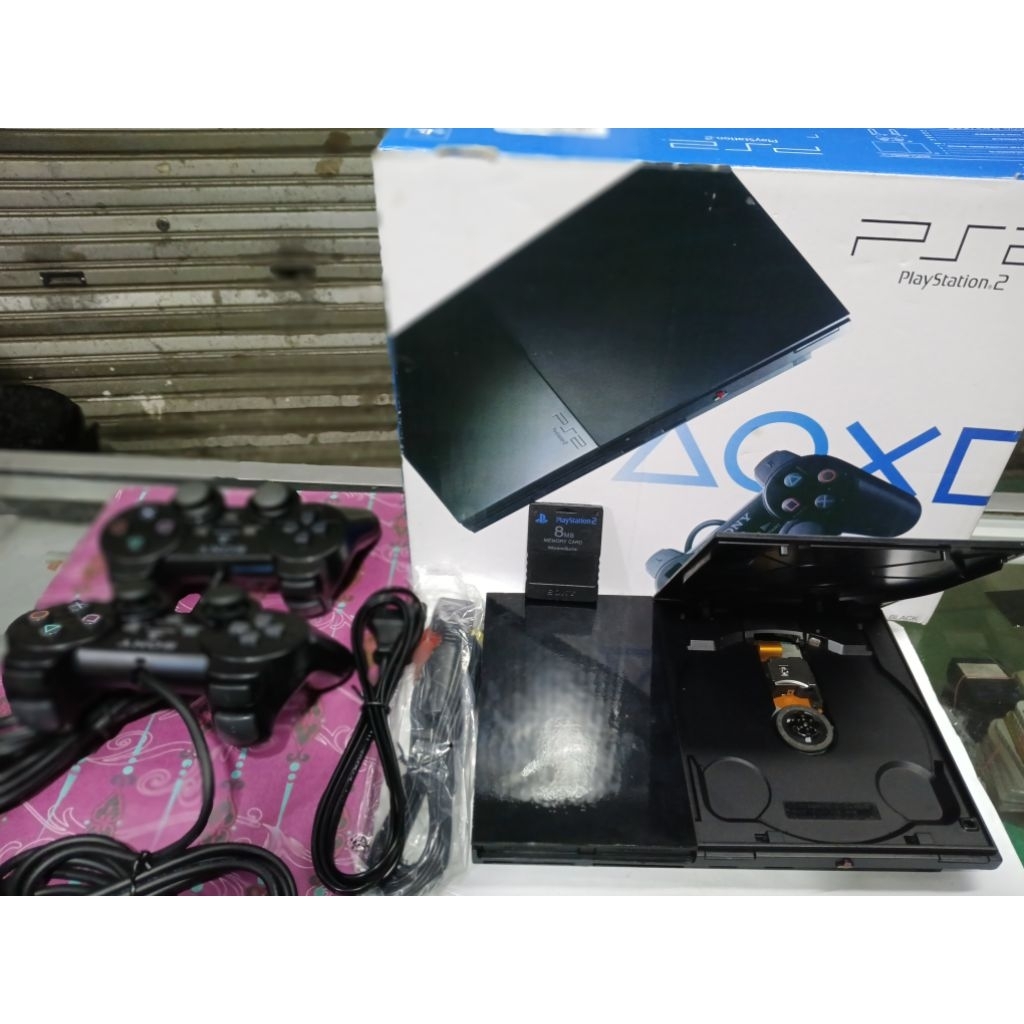 ps2 slim seri 90006 bisa kebaca kaset paket komplit.