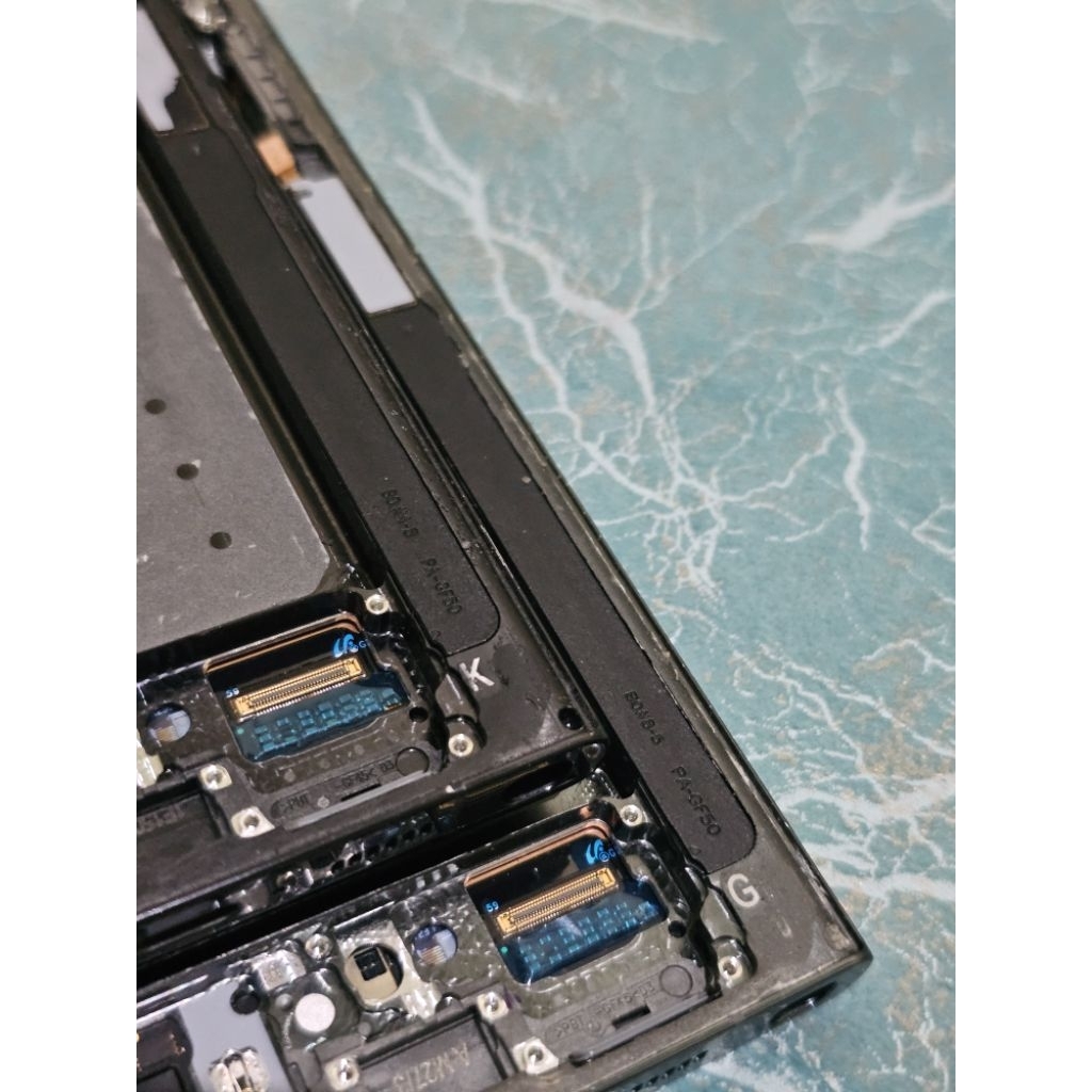 LCD SAMSUNG S23 ULTRA (MINUS)
