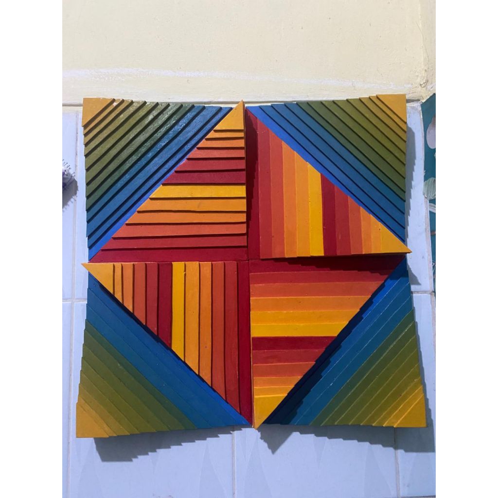 Karya Seni Nirmana Trimatra/3D komposisi busa ati