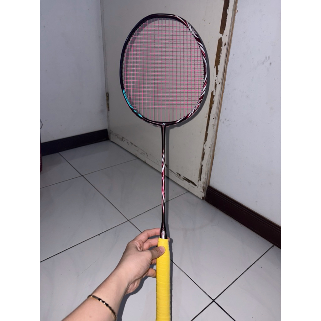 Yonex Astrox 100zz Kurenai Pro Second