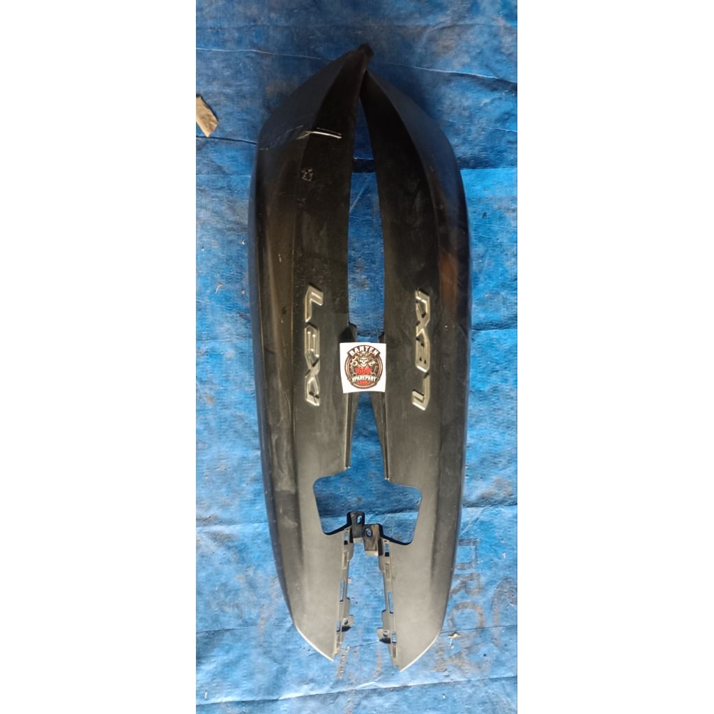 Body samping kanan kiri yamaha lexi 125 (original copotan)
