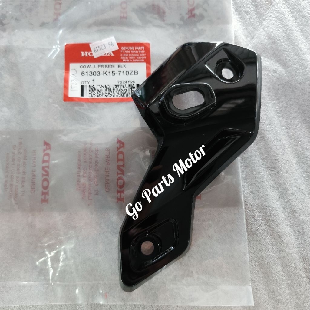 61303-K15-710ZB Cowl L Fr Side Blk Cover Kupingan Batok Lampu Kiri CB150R th 2021 Hitam Glosy