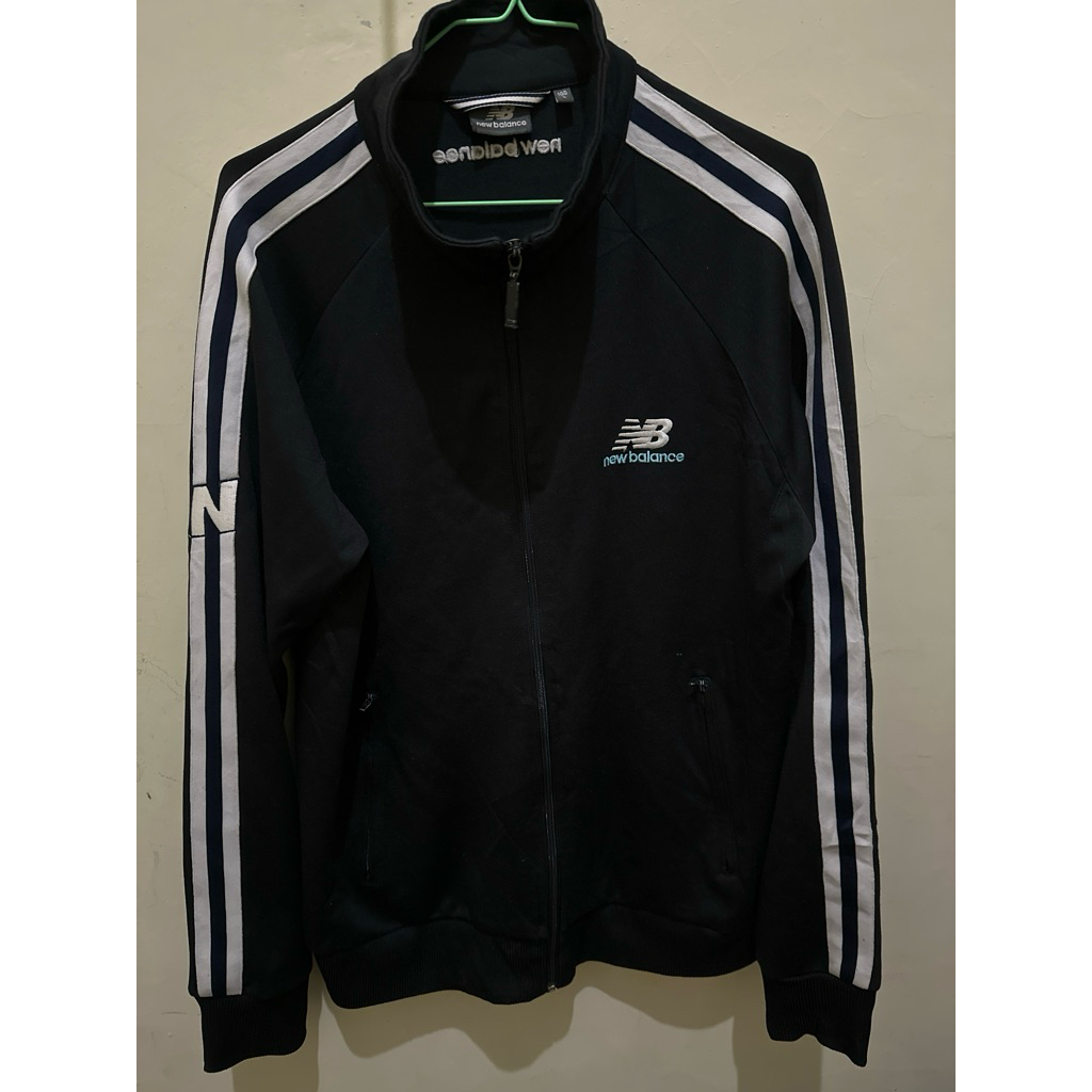 Jaket tracktop new balance