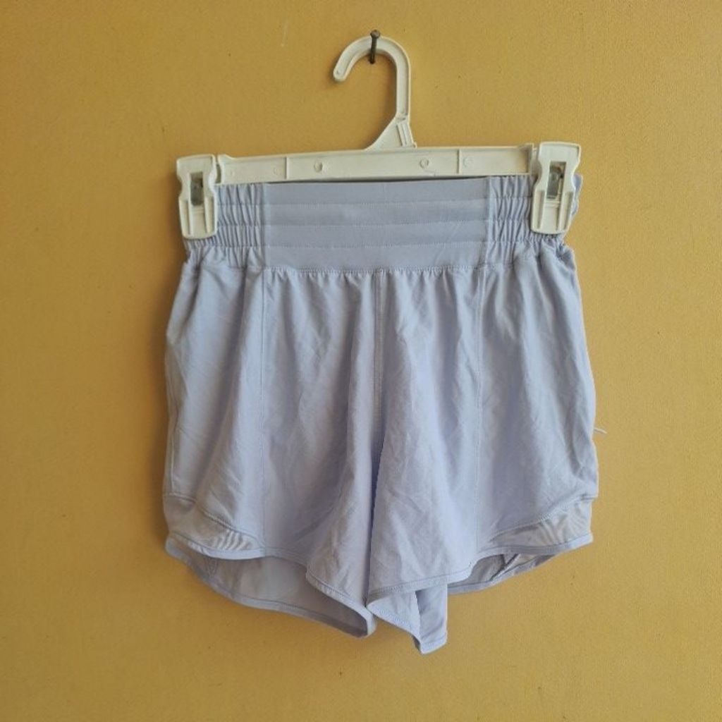 Lululemon Hotty Hot Short nomer 2