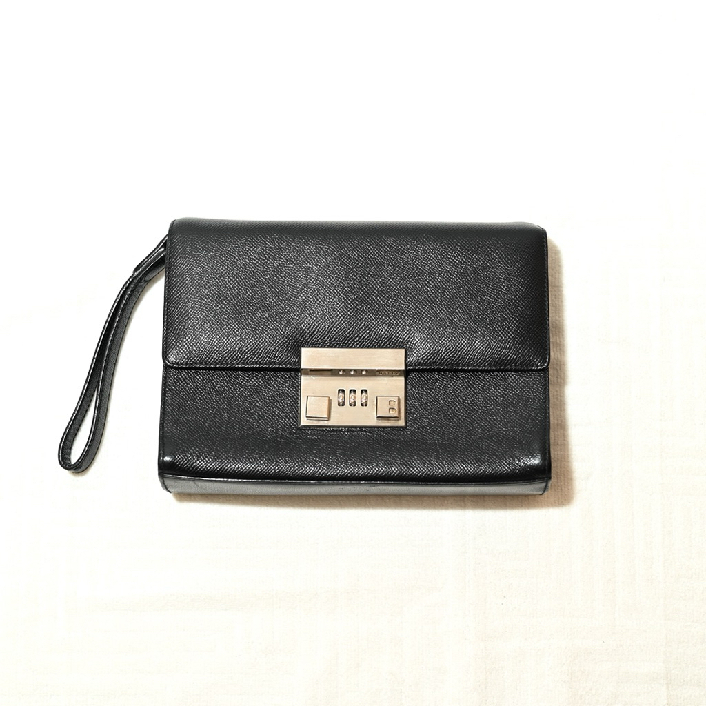 Bally Clutch