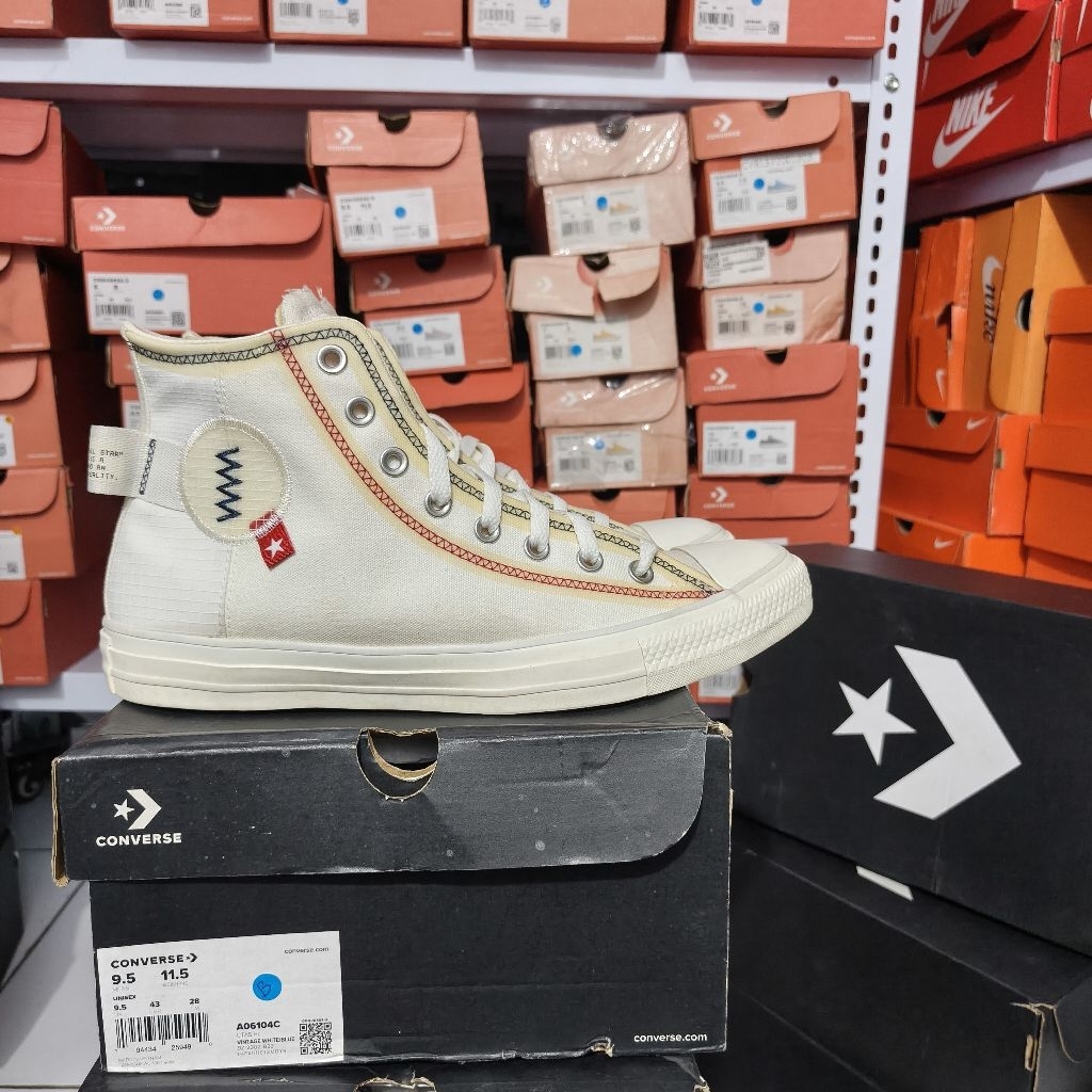Sepatu Casual Converse Ctas high vintage white