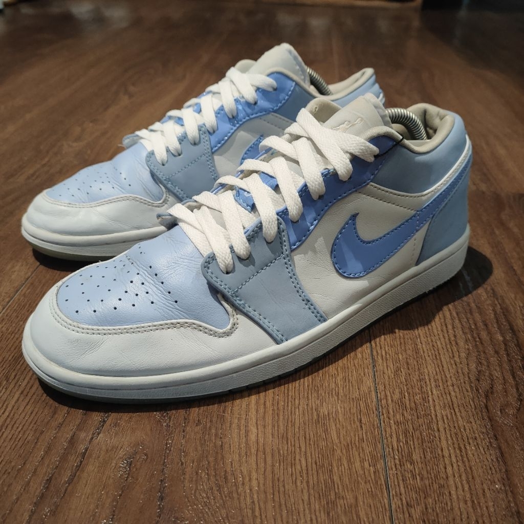 (Preloved) Sepatu Nike Size 43