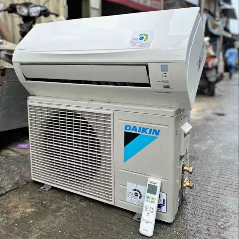 Ac second daikin thailand 1/2pk standar original