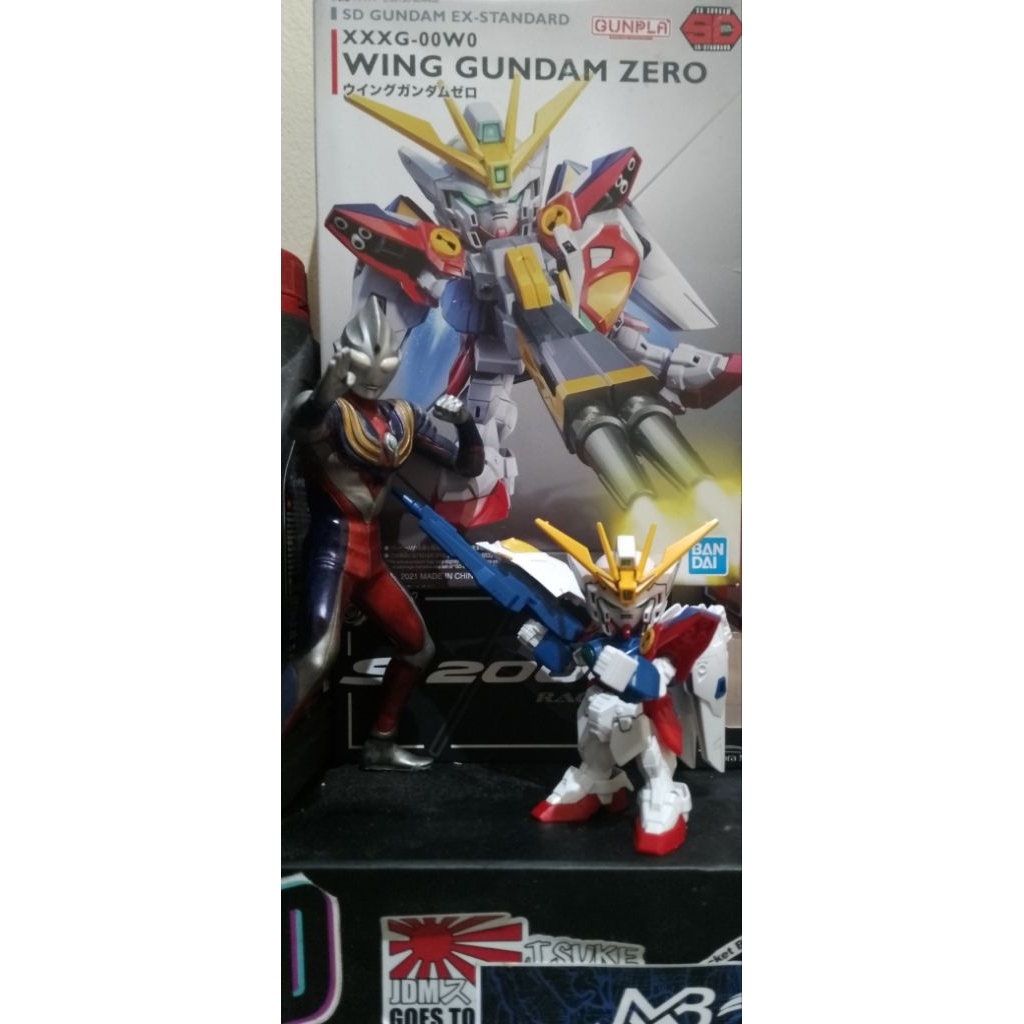 banpresto Ultraman Tiga/ Bandai Gundam Wing zero (Paketan)