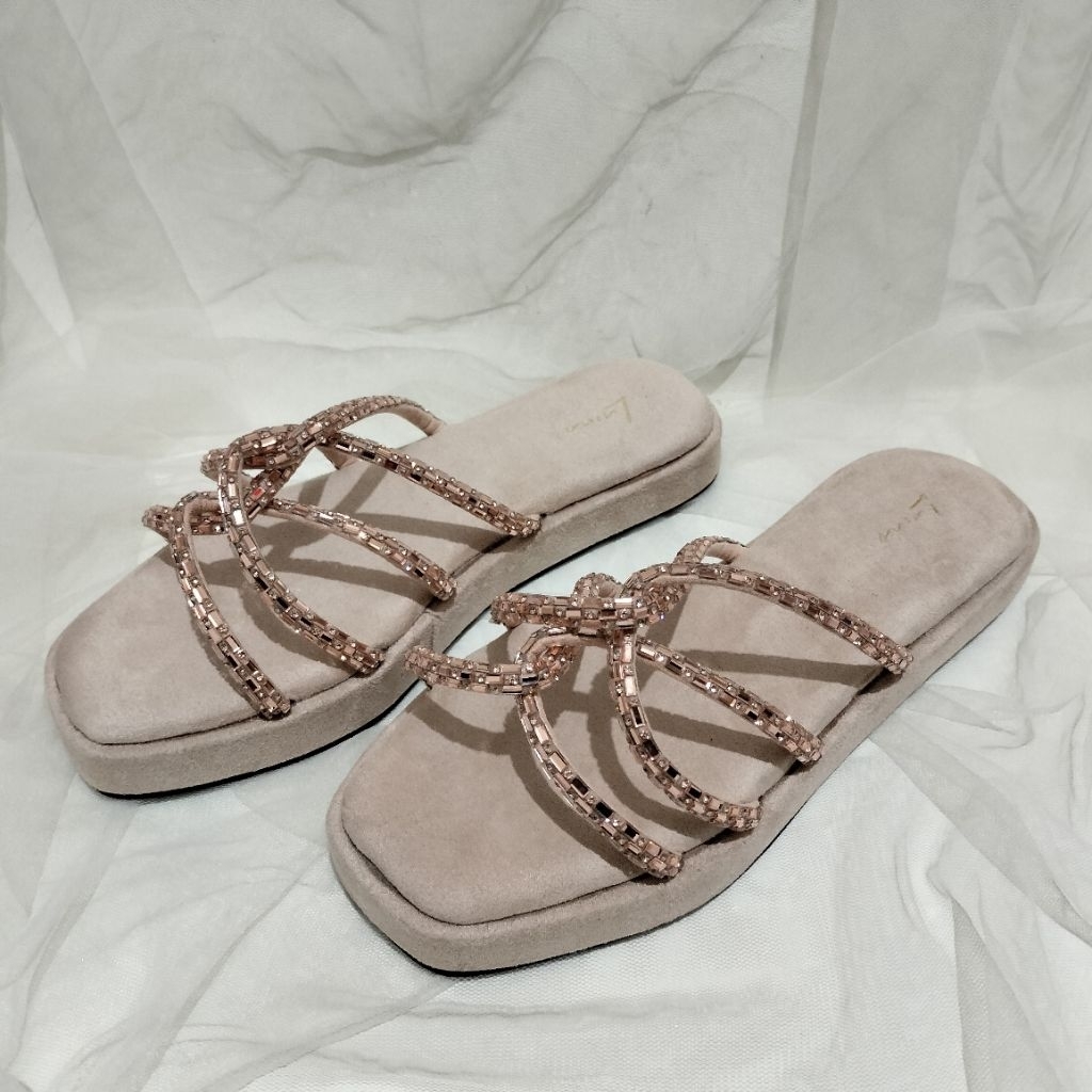 Preloved Luino Shoes Sandal Party Pesta Size 36 Blink Cream Gold Hak Flat Murah