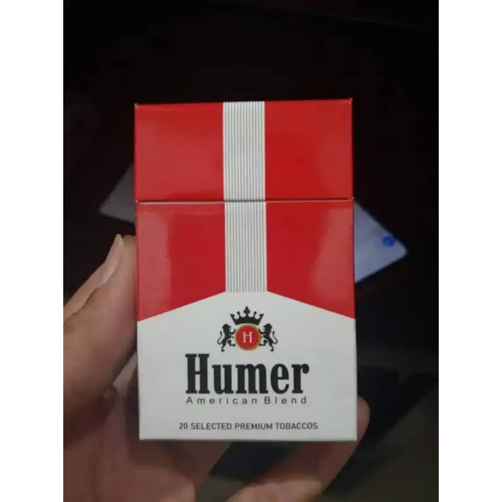 humer putih merah jeans