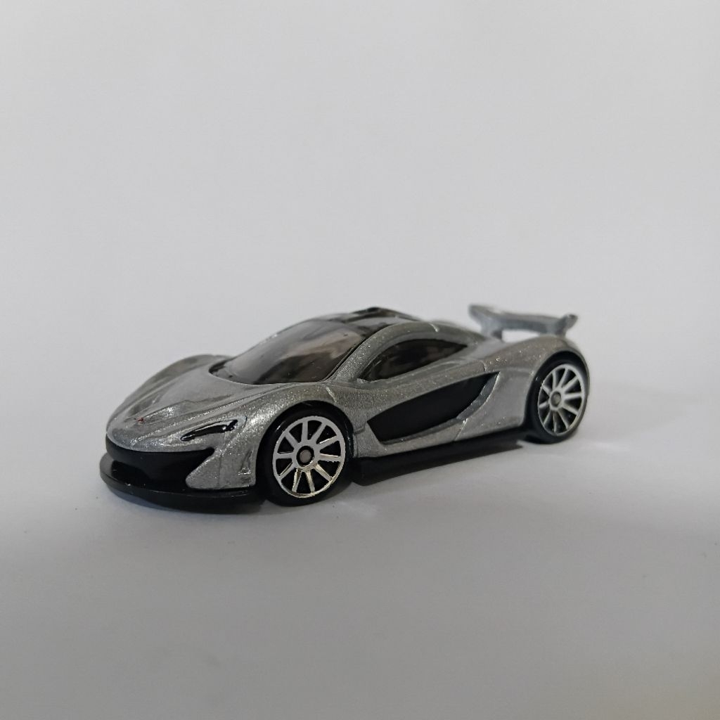 Hot Wheels Mclaren P1 HW Workshop 2014 Loose