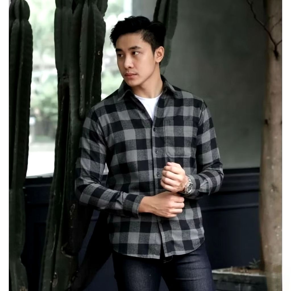 Distro Kemeja Flanel Terbaru Model Slim Navy Merah Biru Abu Hem Lengan Panjang Fashion Pria Murah