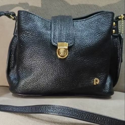 TAS SELEMPANG PAPILLON PRELOVED HITAM LIKE NEW