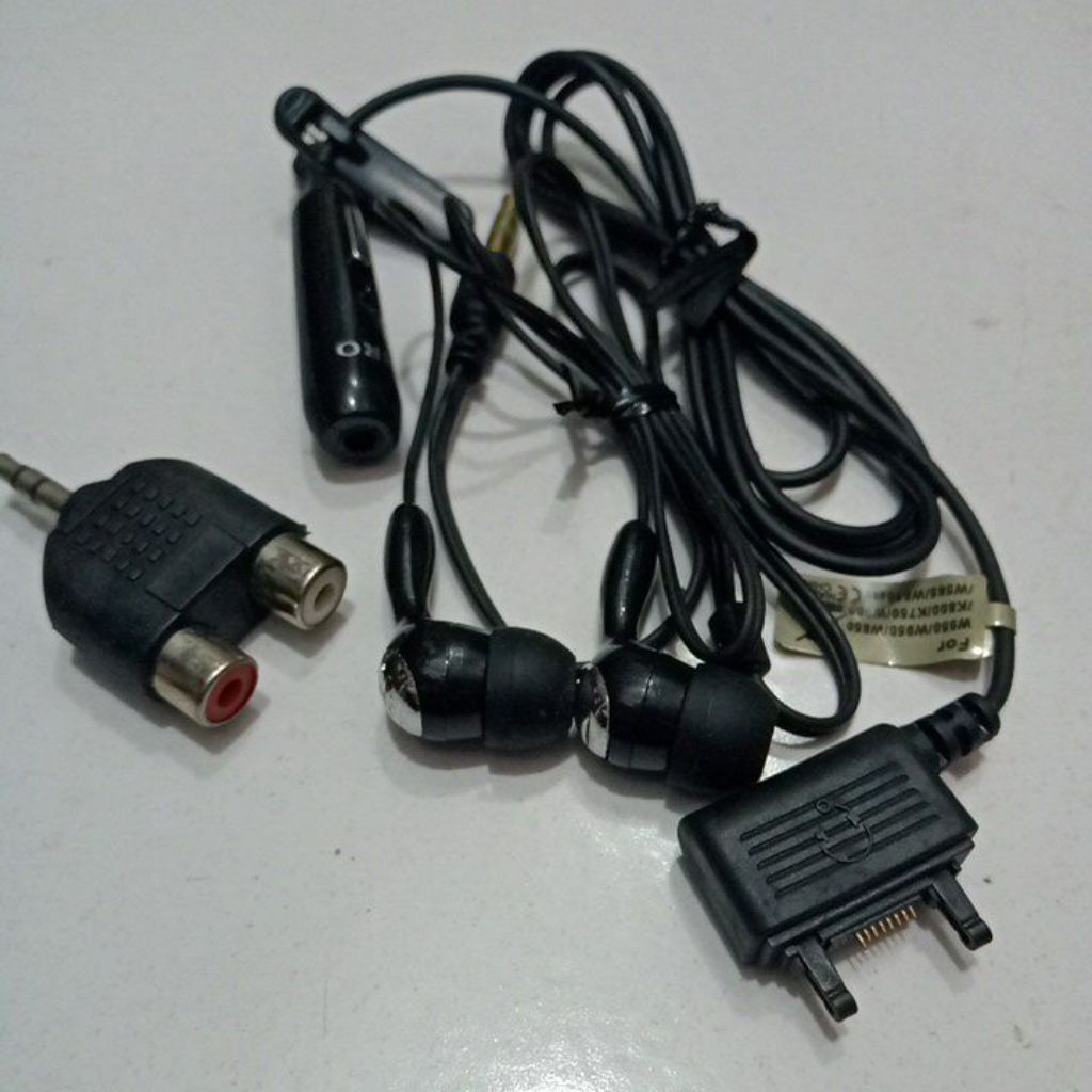 handsfree headset earphone sony ericsson ericson w550 k750 w950 w850 k800 w900 w585 w810 jack lebar