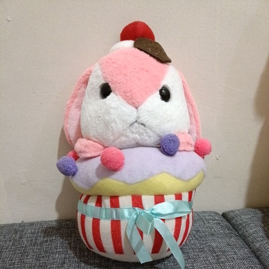 kelinci cupcake amuse