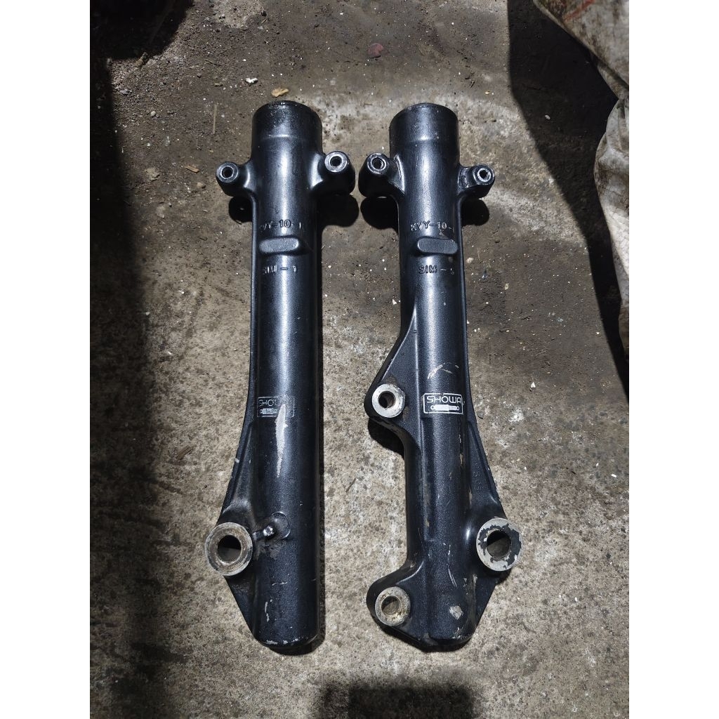 Bottom tabung shock depan beat karbu kvy ori copotan