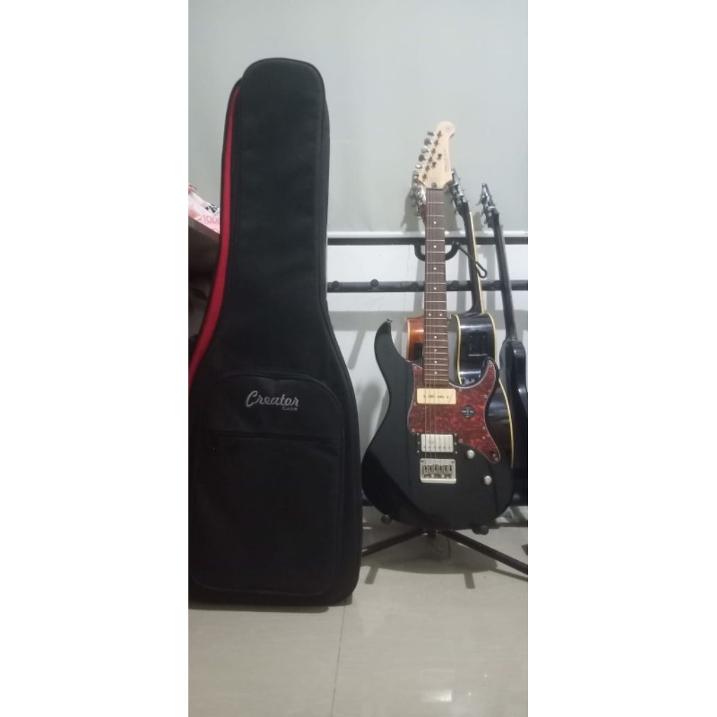 Yamaha Pacifica 311H mulus like new