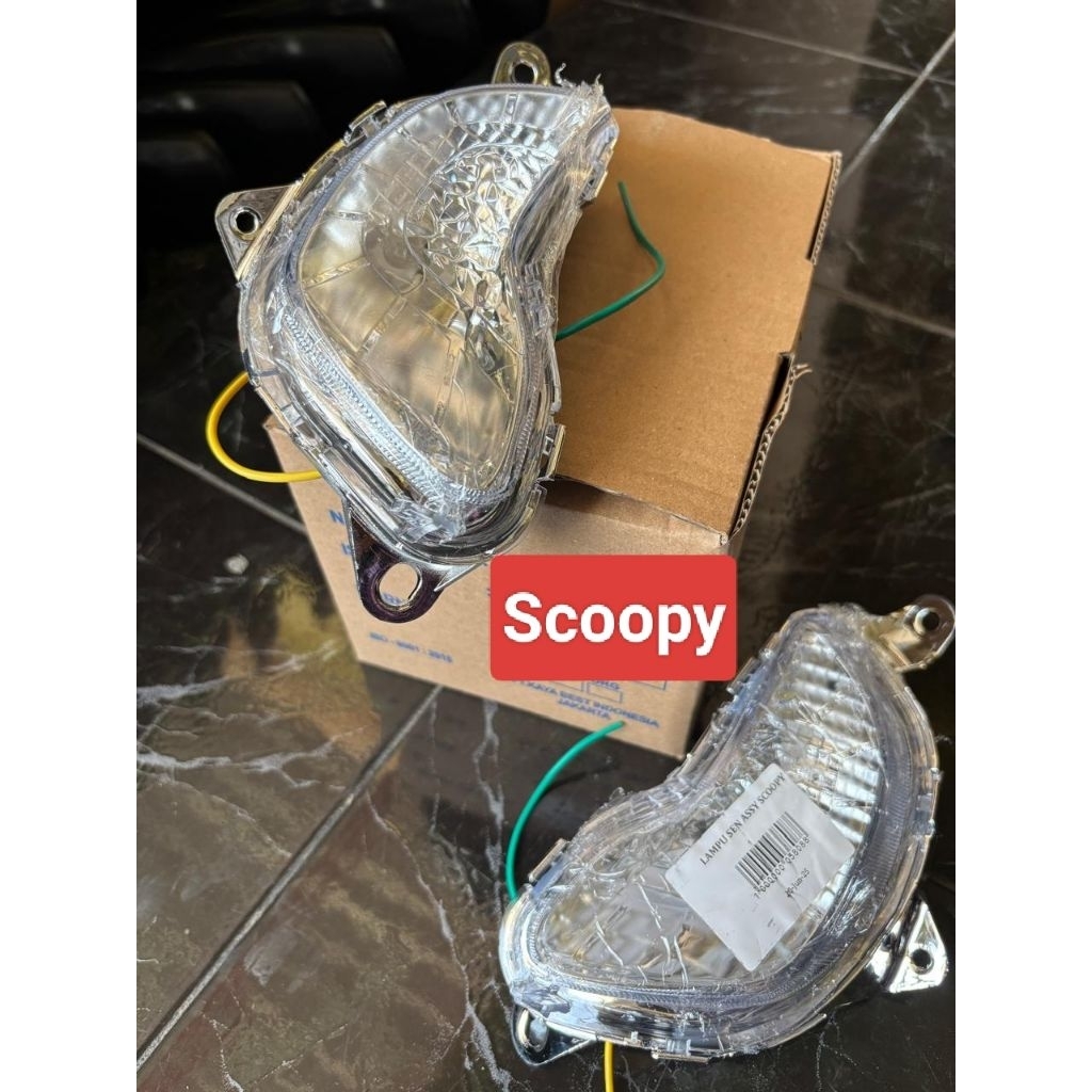 Lampu sein reting depan kanan kiri scoopy 2021-2024