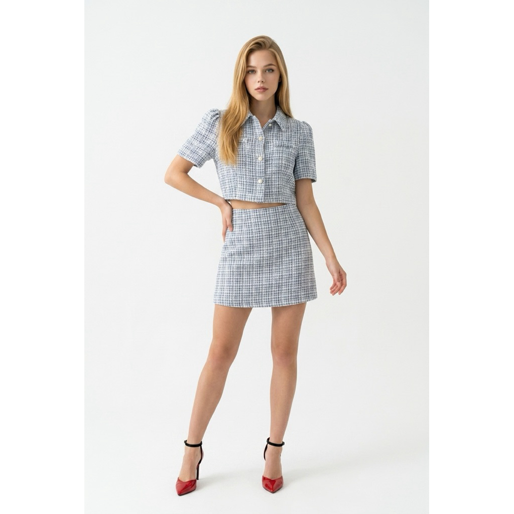 one set atasan lengan pendek  dan Rok