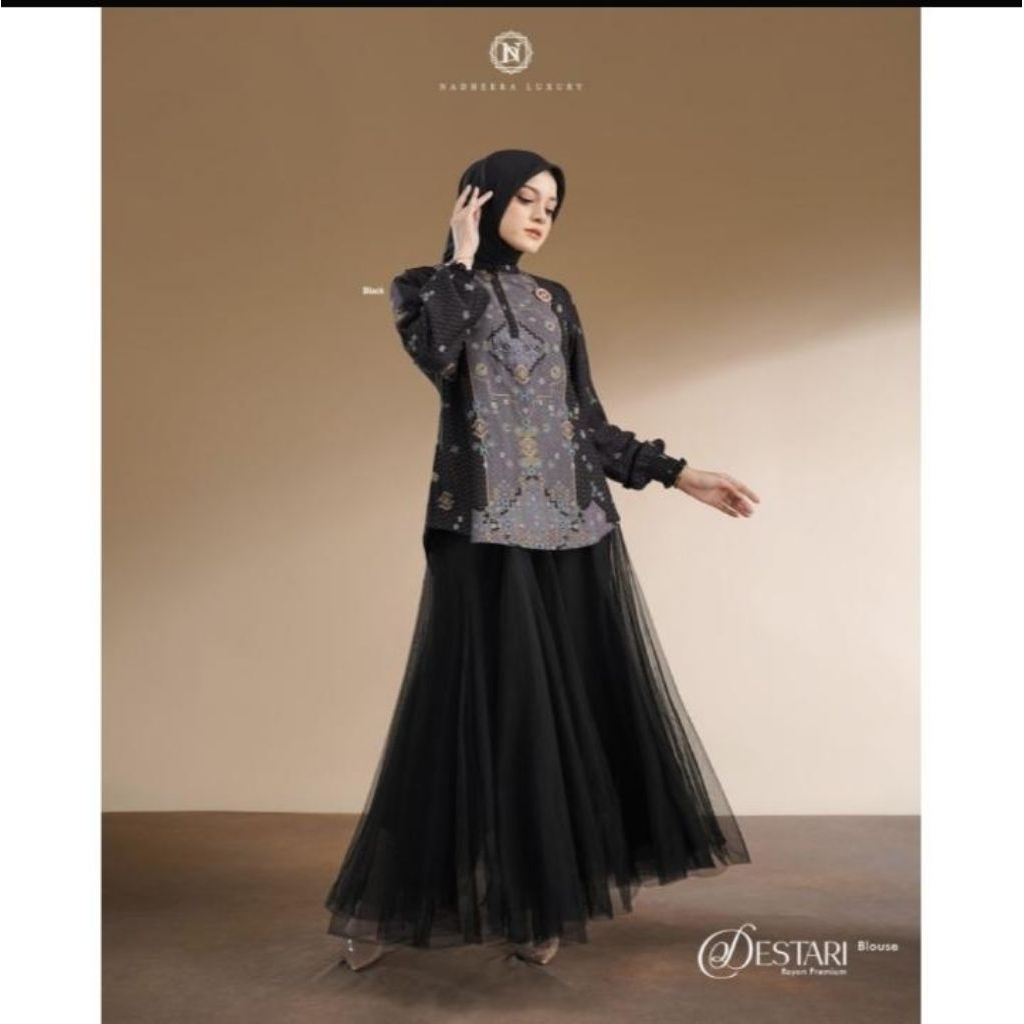 ATASAN WANITA NADHEERA LUXURY